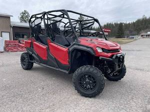 UTV Honda Pioneer 1000-6 Deluxe Crew Deluxe 2025 de Alta Calidad para Adultos - Product Image 6