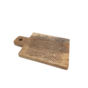 Planche à découper rectangulaire en bois tendance avec poignée, plateau de service naturel pour légumes et fromages - Product Image 5
