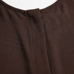 ชุดอาบายะห์มุสลิมแบบใหม่หรูหรา แขนทรงค้างคาว ติดกระดุมด้านหน้า ดีไซน์เปิดด้านหน้า เรียบร้อย สไตล์อิสลาม - Product Image 4