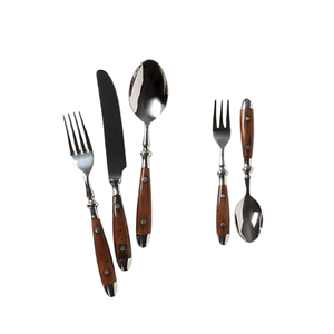 Ensemble de couverts vintage en acier inoxydable avec manche en bois, lavable au lave-vaisselle, vaisselle de mariage, ensembles de couverts faits à la main - Product Image 1