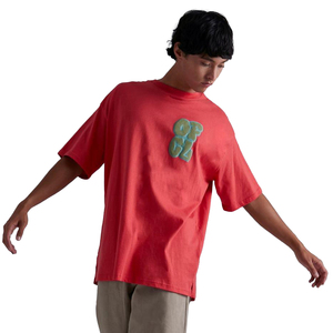 Camiseta Roja Extra Grande de Algodón con Estampado de Letras de Silicona Verde en la Parte Delantera, Cuello Redondo, Manga Corta, Estilo Casual para Hombre - Product Image 1