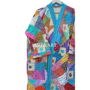 Bata Kimono de Punto de Algodón Orgánico para Otoño/Invierno, con Estampado Kantha, Acolchado a Mano, Patchwork, Rayas y Borde Crudo, Corte Corto - Product Image 2