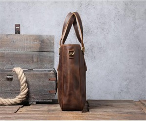 กระเป๋าโท้ทหนังแท้สไตล์วินเทจสำหรับผู้หญิง ทำมือ พร้อมซิปปิด ใช้ได้ทุกวัน ขนาดใหญ่ รุ่นใหม่ล่าสุดปี 2026 รหัสสินค้า LTB-0210 - Product Image 3