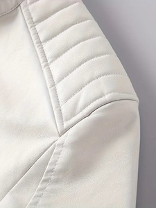 Chaqueta de Cuero para Hombre con Estructura de Tela Resistente para Uso Diario y al Aire Libre - Product Image 4