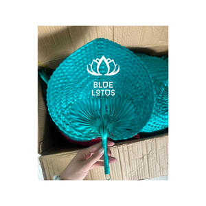 Éventail en bambou tissé à la main de qualité supérieure, bleu lotus, naturel, artisanal, décoration traditionnelle pour la maison, couleur verte - Product Image 1
