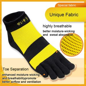 Logo personnalisé Grip anti-dérapant Soccer Football Funky Chaussettes de course à pied - Product Image 5