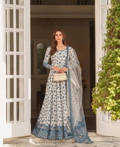 Tenue de mariage indienne, Anarkali fantaisie en faux Georgette, Salwar Kameez, Dupatta en pure soie Organza, broderie riche, prêt-à-porter - Product Image 1