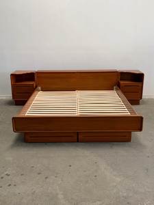 Base de Cama de Plataforma de Madera Maciza de Teca con Mesitas de Noche y Cajones de Almacenamiento, Muebles de Dormitorio Modernos de Mediados de Siglo - Product Image 4