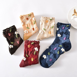 Chaussettes pour femmes à fleurs brodées, tricotées, respirantes, pour un usage quotidien, style printemps, plusieurs options de couleurs - Product Image 4