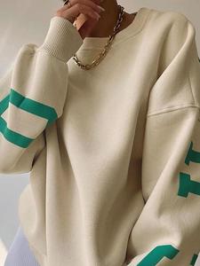 Sudadera con Capucha Extra Grande para Mujer, Personalizada con Estampado Puff, Estilo Vintage, Cuello Redondo, Algodón - Product Image 2
