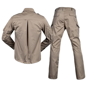 Uniforme de Camuflaje para Guardia de Seguridad, Chaqueta Táctica Caqui con Múltiples Bolsillos y Pantalones Cargo, Refuerzo en los Codos, Cierre de Velcro - Product Image 3