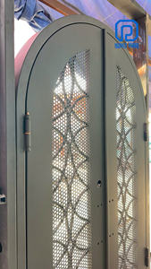 Porte d'entrée de villa moderne haut de gamme en fer forgé double arqué, sur mesure, fabriquée au Vietnam - Product Image 3