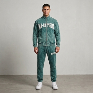 Conjunto Deportivo para Hombre en Verde Azulado con Efecto Desgastado, Chaqueta Bordada con Cierre y Pantalones Jogger, Ropa Deportiva, Casual y Urbana - Product Image 1