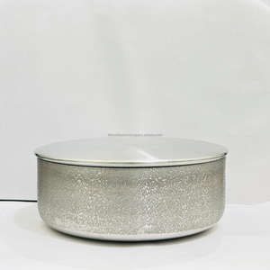 Portavelas Redondo de Latón Personalizado con Acabado Cepillado, 16oz, Duradero, Ecológico, Hecho a Mano, para Uso Religioso, Tapa de Lujo para Fabricación de Velas - Product Image 1