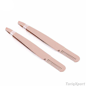 Pince à épiler de haute qualité en or rose à pointe inclinée avec peigne, outil de beauté de précision pour l'isolation des cils - Product Image 3