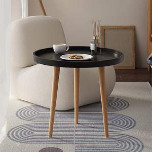 Mesa de Centro Redonda Pequeña, Mesa Auxiliar Moderna con 3 Patas Estables, Mesa Auxiliar Multifuncional para Sofá, Balcón u Oficina (Negra) - Product Image 1