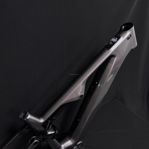 إطار دراجة كهربائية جبلية CEF69 معدني رمادي اللون، إطار 29 بوصة مع محرك Bafang M560 وبطارية 835 واط/ساعة، دراجة كهربائية إندورو بتعليق كامل وإطار كربوني - Product Image 2