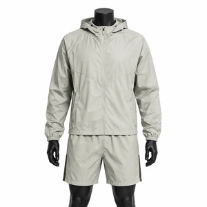 Ensemble de veste coupe-vent à capuche gris clair, vêtements d'extérieur toutes saisons, ensembles coupe-vent courts personnalisés - Product Image 1