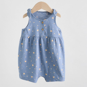 Nouvelle combinaison barboteuse pour bébé fille, motif Père Noël, manches courtes, en tissu gaufré, tendance et mignonne, idéale pour l'été, en promotion en ligne, Inde - Product Image 6
