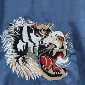 Chaqueta Sukajan Bordada de Primera Calidad 2026 con Tela Satinada, Chaqueta Casual de Moda Urbana - Product Image 3