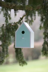 Casa para pájaros de metal para jardín o balcón, caja de anidación para aves, refugio para pájaros al aire libre, jaula decorativa para pájaros - Product Image 4