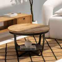 Ensemble de tables basses gigognes rondes industrielles en bois Vandana Astra Aston pour maisons modernes
