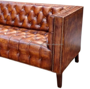 Sofá Chesterfield de Lujo de 3 Plazas Diseñado para Hogares Elegantes con Tapicería Suave y Artesanía para Comodidad Diaria - Product Image 3