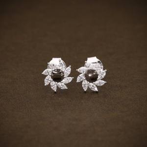 Pendientes de tuerca con diseño de rayos de sol y diamantes de moissanita talla marquesa, con racimo de plata 925, joyería fina para compromiso, regalo de boda para mujer - Product Image 1