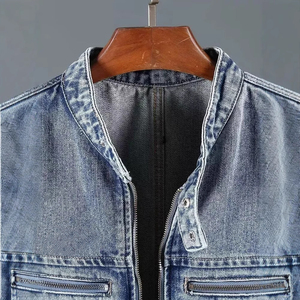 Gilet en jean patchwork pour homme, design personnalisé, vêtement d'extérieur décontracté sans manches, tendance streetwear, veste sans manches pour homme - Product Image 4