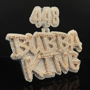 Colgante de aleación chapado en oro con diamantes de imitación estilo Hip Hop Bling para hombre - Product Image 1