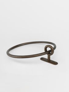 Anillo para toallas de hierro hecho a mano, accesorio decorativo de pared para interiores artísticos y proyectos de baño de diseño. - Product Image 4