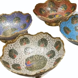 Cuenco indio hecho a mano de latón con trabajo de Minakari pintado a mano, cuenco decorativo para frutas a precio de fábrica directo al por mayor. - Product Image 1
