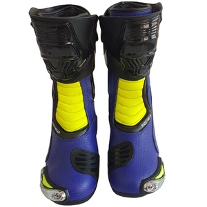 Botas de Motociclismo de Piel Genuina Keven Impex de Primera Calidad, Botas Impermeables y Transpirables por Encima de la Rodilla para Pakistán - Product Image 1