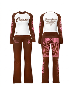 Conjunto de camiseta de manga larga corta de algodón premium de 280 GSM y pantalones de pierna ancha con estampado degradado morado y logotipo personalizado en relieve para mujer - Product Image 4