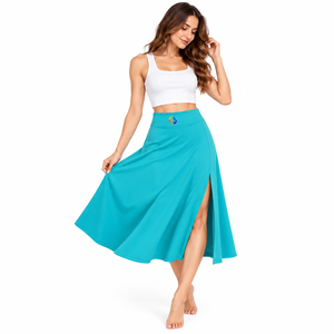Découvrez une option élégante pour tous les jours : la jupe midi pour femme, avec une coupe flatteuse, une texture douce et un style facile à assortir pour toutes les saisons. - Product Image 5