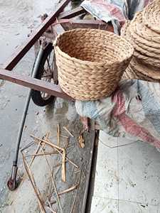 Panier tressé en jacinthe d'eau naturelle vietnamienne, fait main, plateau de rangement pour la décoration intérieure, pour détaillants, importateurs et grossistes - Product Image 6