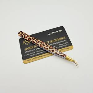 Pince à épiler professionnelle pour extensions de cils, à pointe incurvée en fibre, motif léopard, en acier inoxydable, logo personnalisé - Product Image 6