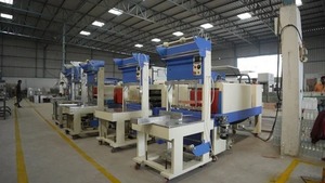 Máquina de Envasado por Contracción de Plástico para Bebidas Eléctrica Semiautomática de Alta Productividad - Product Image 3