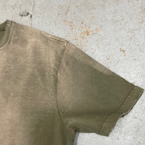 เสื้อยืดผู้ชายแบบสั่งทำ OEM แขนสั้น คอกลม ทรงปกติ พิมพ์ลายตัวอักษร สไตล์สตรีท ผ้าคอตตอนเจอร์ซีย์ถัก โลโก้ด้านหน้า - Product Image 6
