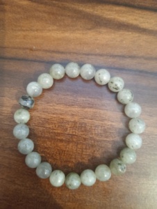 Bracelet classique en pierres naturelles, perles en forme de boule, quartz gris, bijoux unisexe, cadeau tendance, imitation perle, style mariage - Product Image 5
