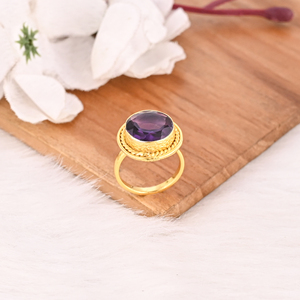 Bague en laiton plaqué or avec améthyste violette style vintage, bijoux de mode élégants pour femme, à porter au quotidien - Product Image 4