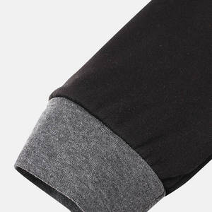 Sweat à capuche avec poche kangourou pour homme, vêtements décontractés chauds, fabriqué aux États-Unis - Product Image 4