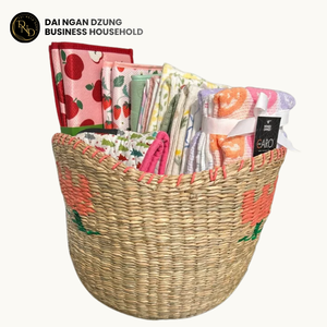 Panier de rangement pliable artisanal en jonc de mer naturel, motif floral vert, capacité personnalisable, style durable - Product Image 2