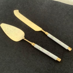 Collection de service de gâteaux Elite Luxe – Couteau et spatule haut de gamme pour des présentations de desserts raffinées - Product Image 3