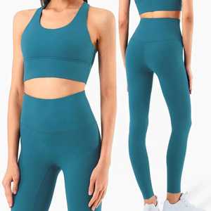 Conjunto de Yoga Ajustado, Ropa Deportiva Moderna, Conjunto de Entrenamiento que Absorbe la Humedad, Calidad de Exportación, Conjunto de Yoga 100% Suave y Duradero - Product Image 3
