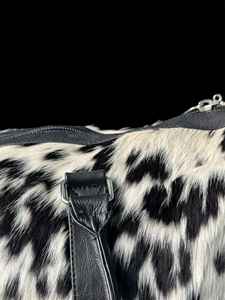 กระเป๋าหนังแท้ทรงดัฟเฟิล หนังวัวแท้ กระเป๋าเดินทางสไตล์วินเทจ ความจุขนาดใหญ่ กระเป๋าใส่สัมภาระสำหรับวันหยุดสุดสัปดาห์ ปิดด้วยซิป แฟชั่น พกพาสะดวก - Product Image 4