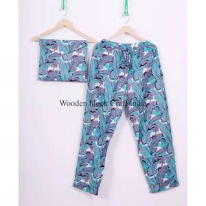 Ensemble de pyjama en coton ultra doux pour femmes indiennes, imprimé floral, robe de nuit avec pantalon thermique, chemise légère, vêtements de nuit, logo sur le devant - Product Image 4