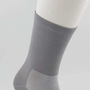 Chaussettes de sport personnalisées par sublimation, meilleure qualité, chaussettes pour hommes avec logo personnalisé imprimé, service OEM. - Product Image 6