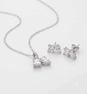 Ensemble de bijoux collier et boucles d'oreilles en argent sterling 925 avec pendentif en zircone cubique taille princesse et taille poire pour femmes - Product Image 1