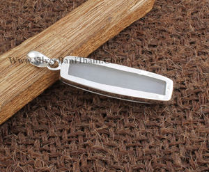 Pendentif en argent sterling 925 plaqué platine vintage avec pierre de lune arc-en-ciel naturelle et feu bleu, collier, bijoux en gros - Product Image 5